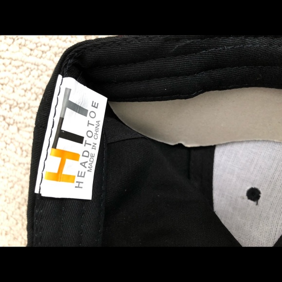 Mobil 1 Black cap - Picture 3 of 4